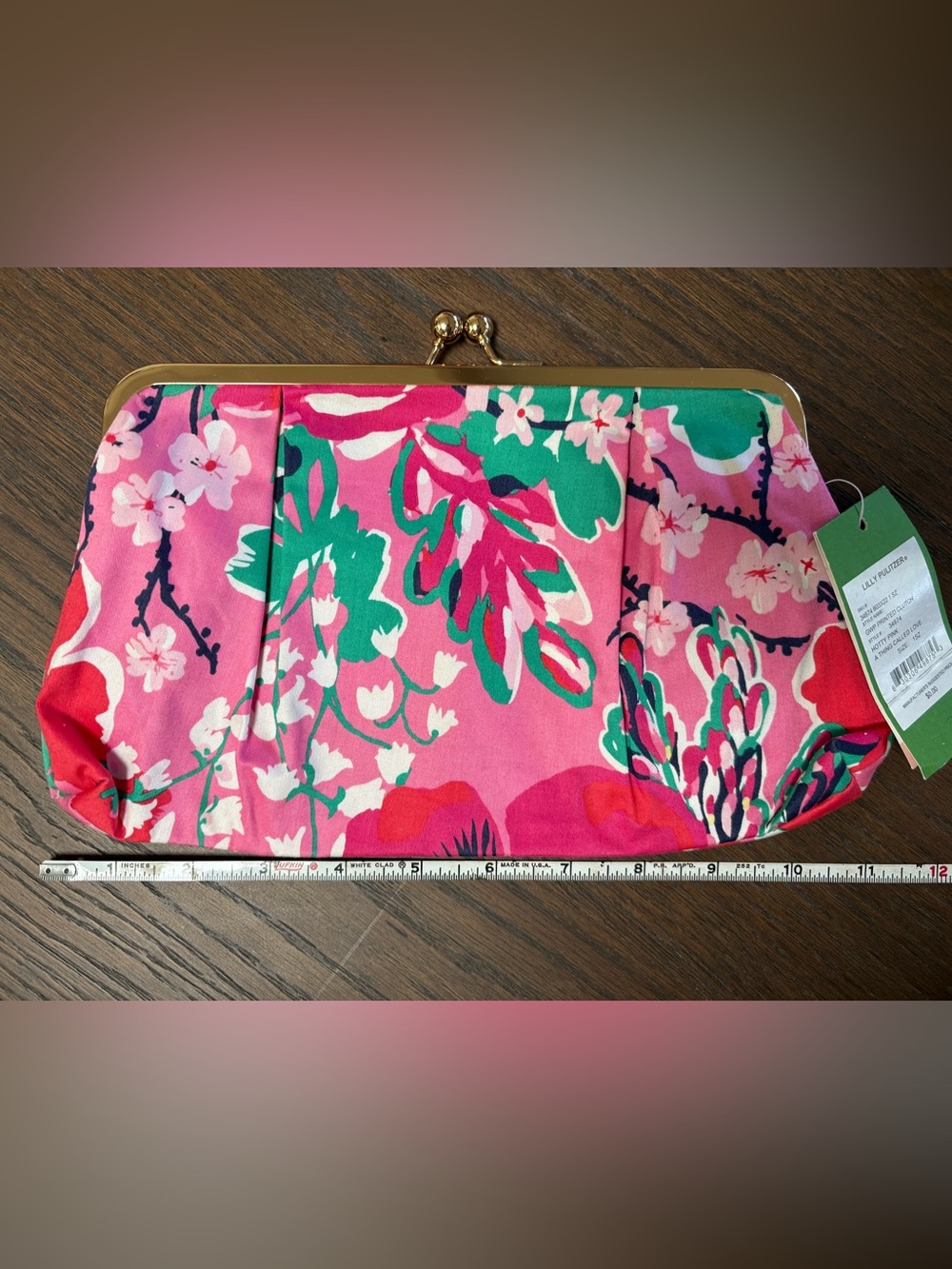 NWT Lilly Pulitzer Clutch in Hotty Pink A Thing Called Love - Picture 3 of 6